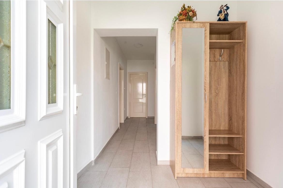 Apartman Mak Apartment Kastela Bagian luar foto